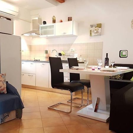 Apartments Kristina Fazana D Extérieur photo